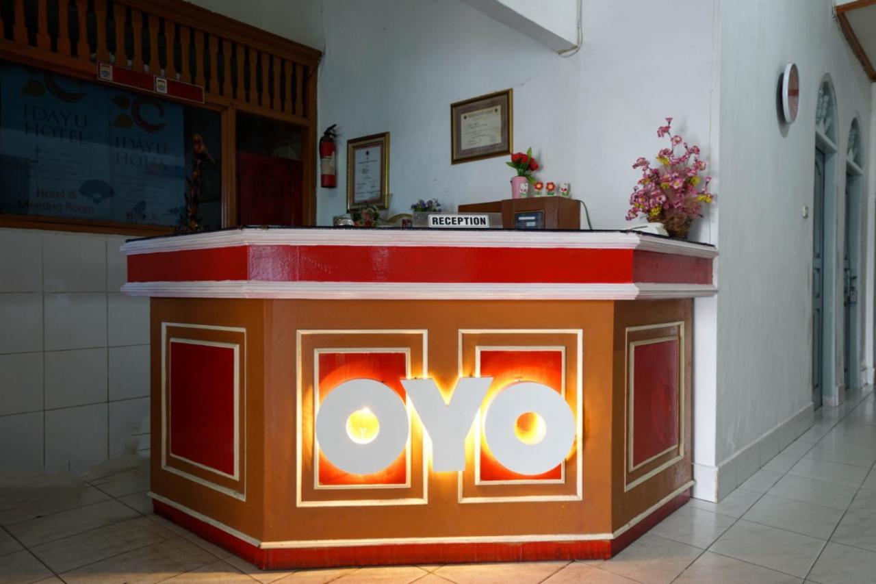 Oyo 2876 Hotel Idayu Palembang Extérieur photo
