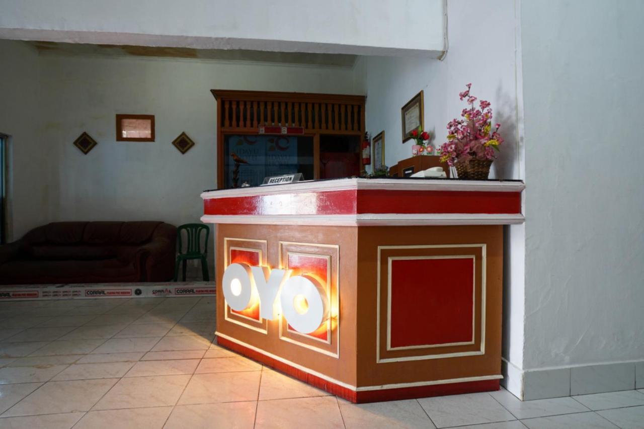 Oyo 2876 Hotel Idayu Palembang Extérieur photo
