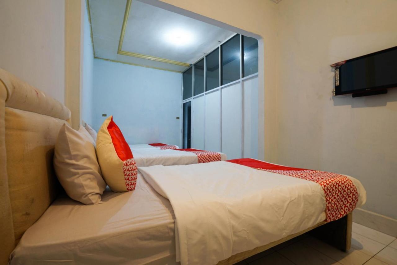 Oyo 2876 Hotel Idayu Palembang Extérieur photo